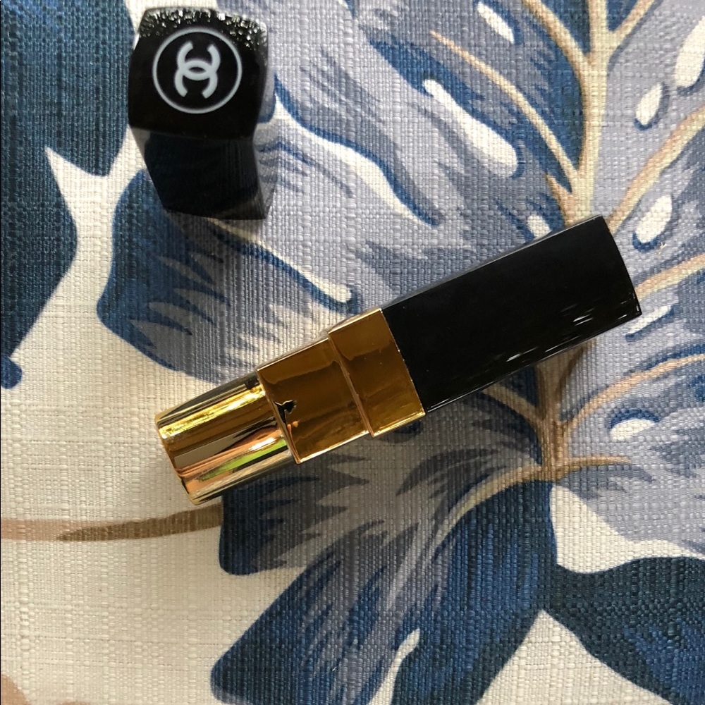 Chanel lipstick power bank